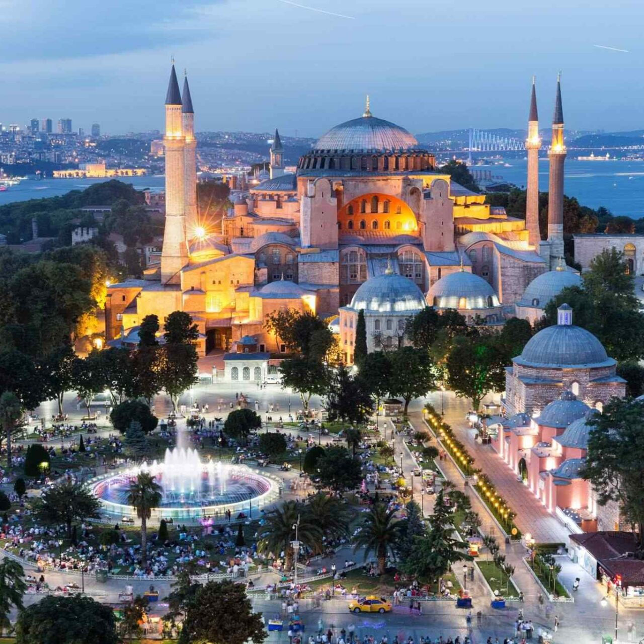 https://kapuy.org/travel/wp-content/uploads/2018/09/destination-istanbul-02-1-1280x1280.jpg